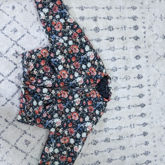 Quilted Floral Lightweight Jacket - Picture 6 of 7